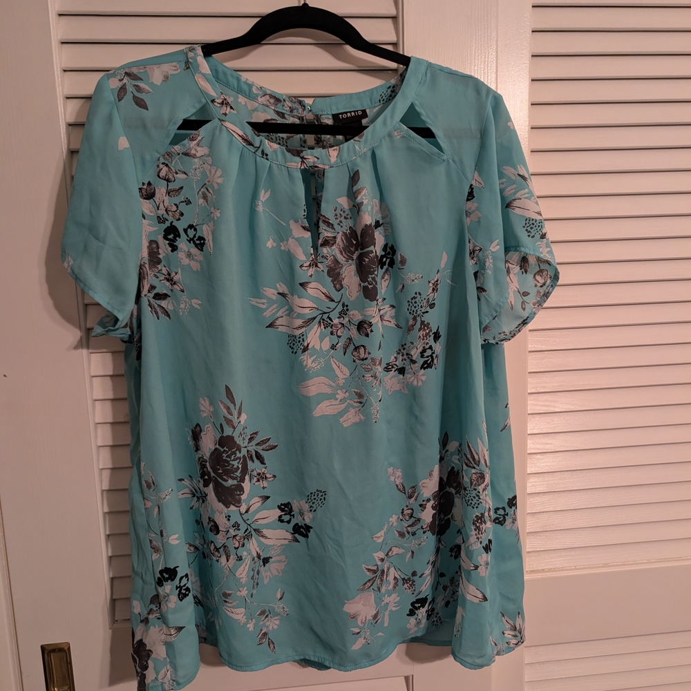 Torrid Aqua Floral Cutout Short-Sleeve Blouse